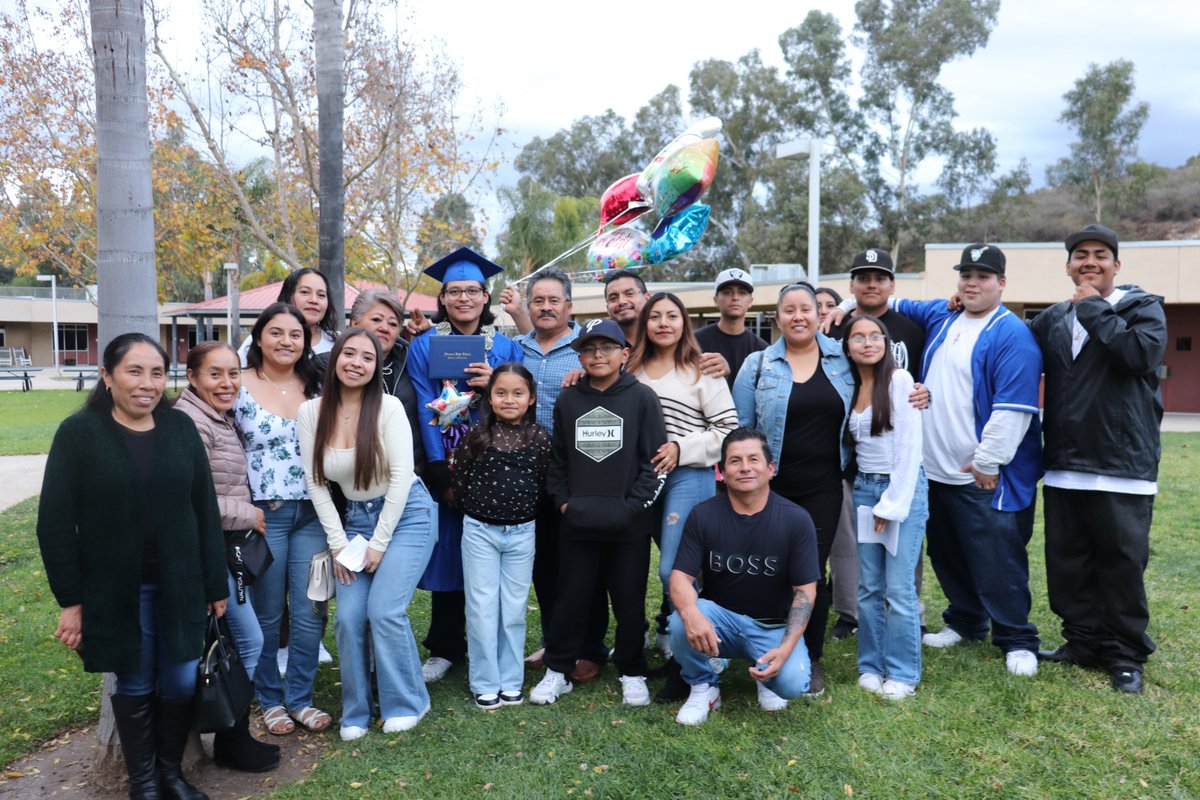 PowayUnified's tweet photo. Right before winter break, @AbraxasHigh held their December graduation for over 20 students who overcame individual challenges to earn their diplomas. Each graduate received a personal tribute from a teacher or counselor who witnessed their journey and success. Congrats Grads! https://t.co/t0xvZ04TFE