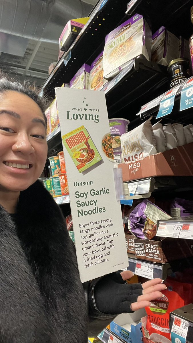 have you seen the gorgggg signage at @WholeFoods 😭🧡