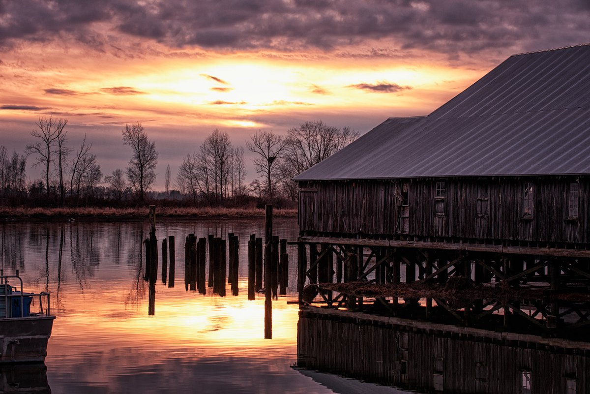 Sam_Alexandra23's tweet image. Hi Gang!  Today's challenge is  #Water.  Share your best capture that reveals the beauty of our world.  Have a Wonderful Wednesday and stay safe out there! #Photography #Waterscape #BritishColumbia #Canada