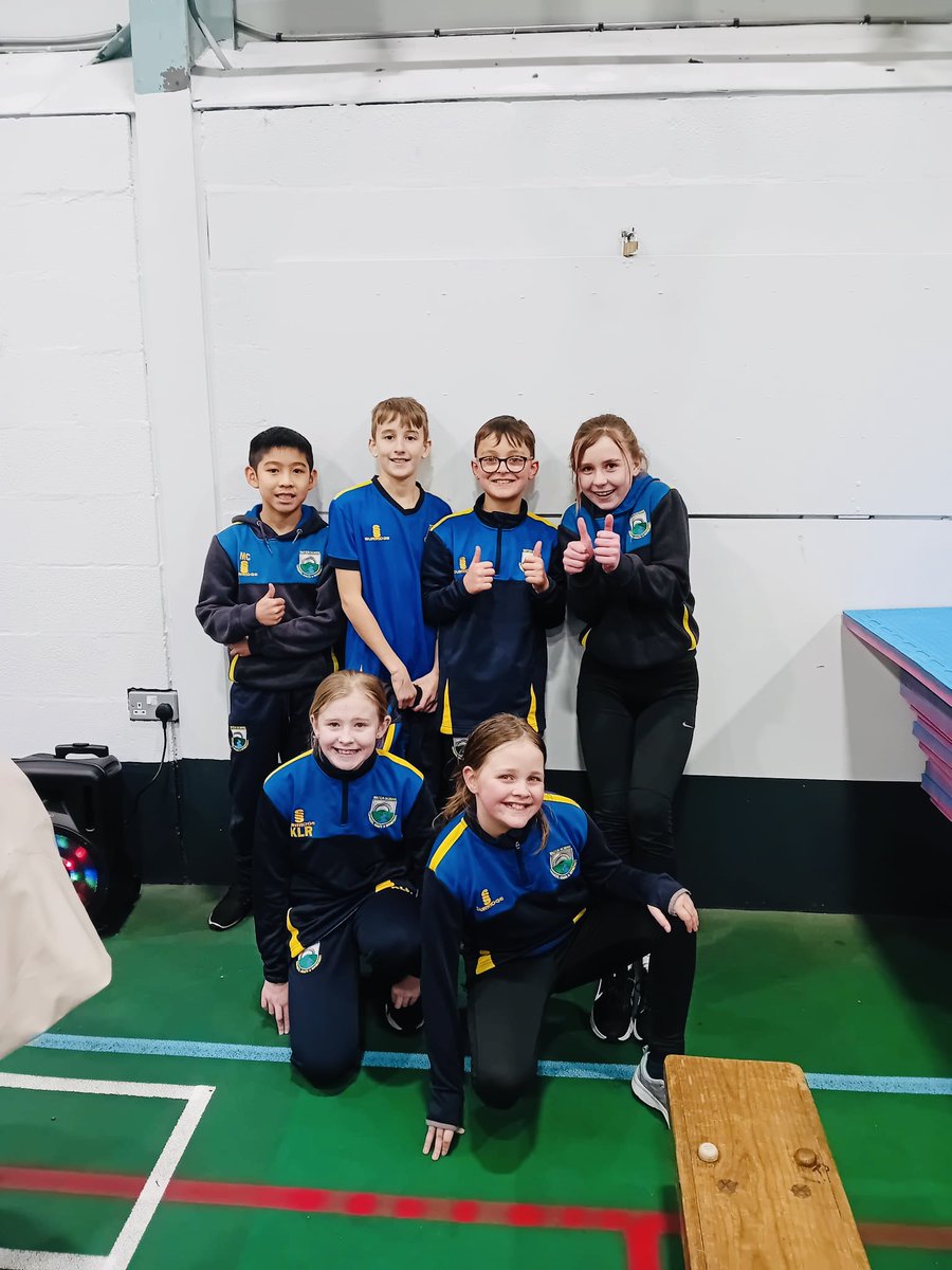 Waterprimary's tweet photo. 1st place for Team Water at the Year 5/6 Dodgeball competition! 👏 We’re looking forward to competing in the finals 💙💛 #superstars #proud https://t.co/S6RU4w8A5w