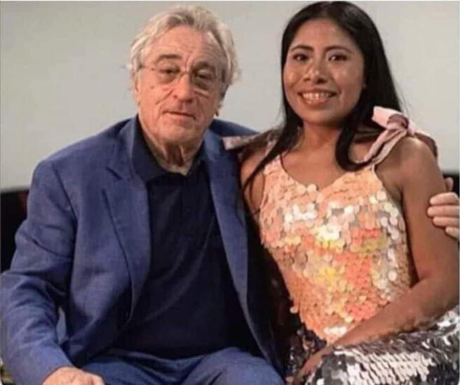 bebe_langostino's tweet photo. Cuando llegas tarde a la isla de Epstein y ya nada más alcanzas a la de las jicamas. https://t.co/y0lHaI04fb