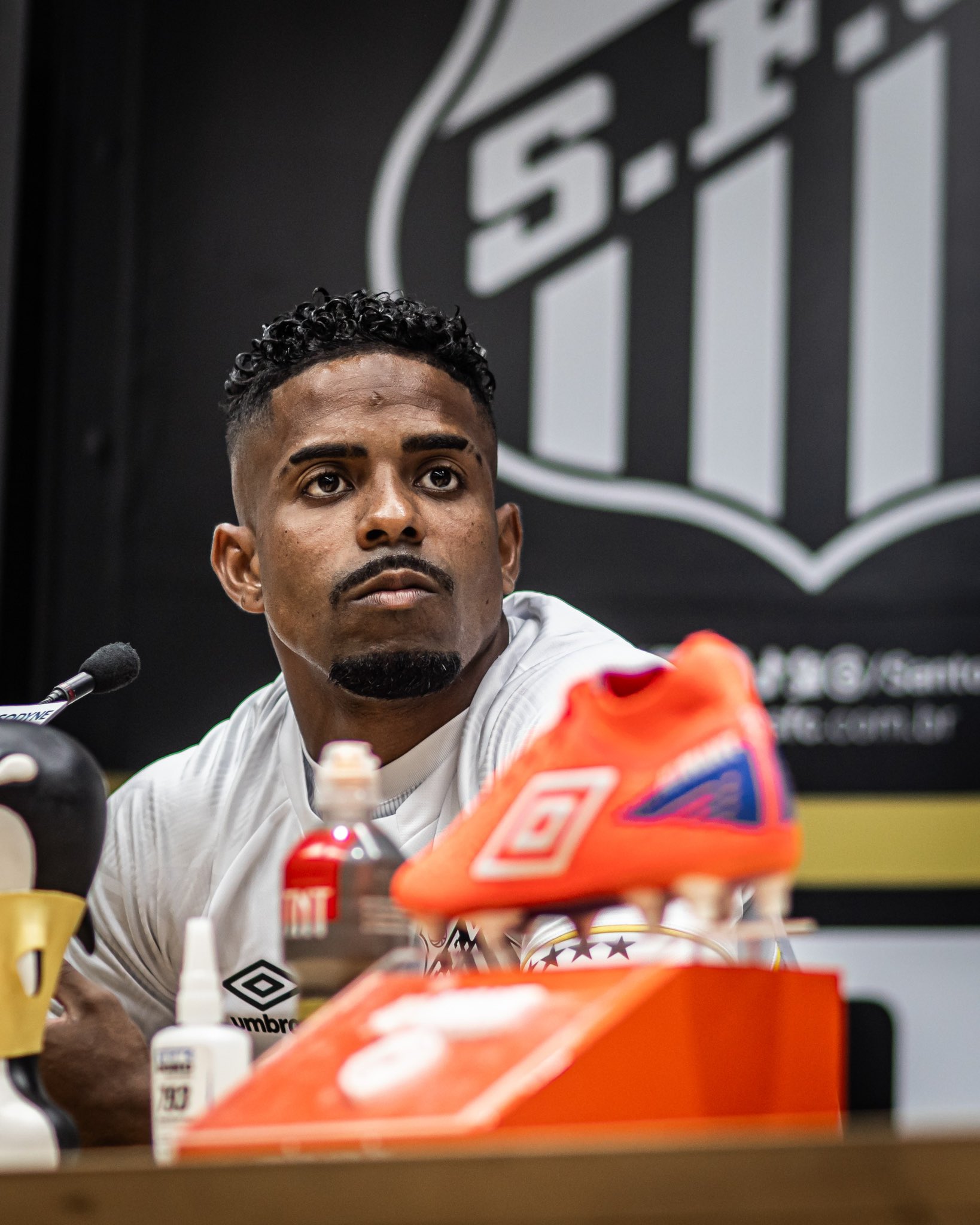 Hayner „Als mein Manager die Möglichkeit erwähnte, nach Santos zu