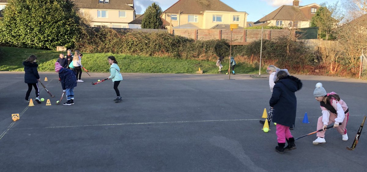 Year 4 showed great dribbling and jab tackle skills today. Thanks <a href="/HockeyWales/">Hoci Cymru</a> for the ideas. <a href="/Whitchurch_HC/">Whitchurch Hockey</a>