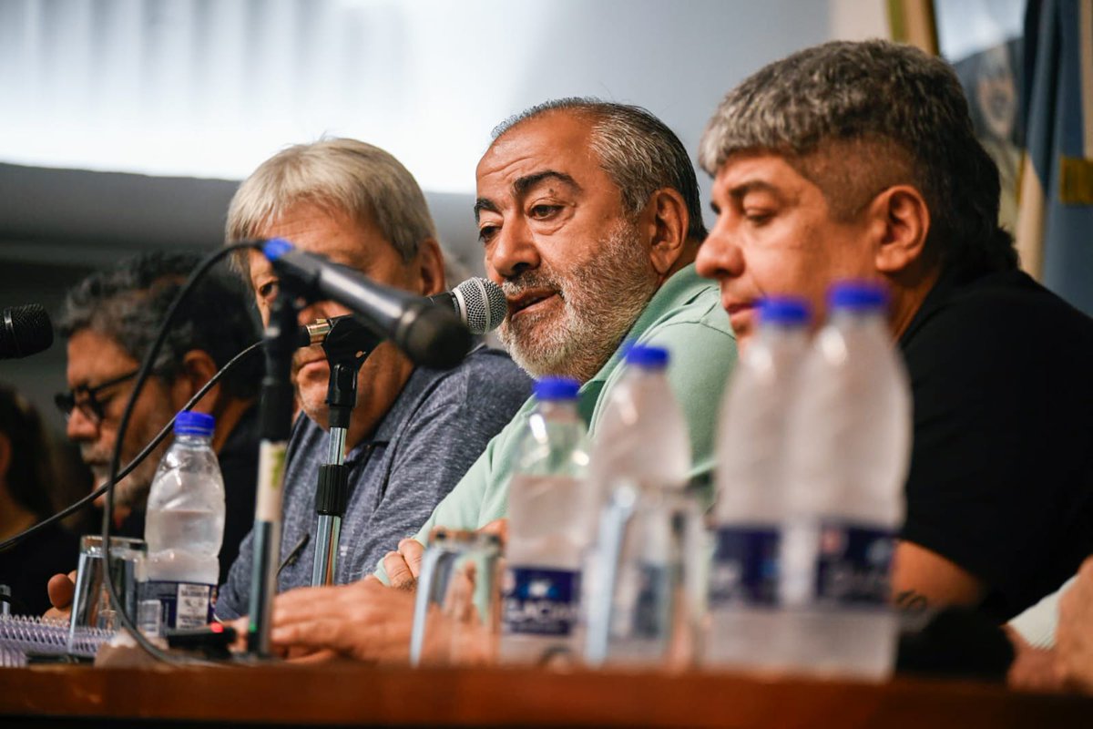 La Patria no se vende. Con la palabra "libertad" quieren hacer desaparecer el Estado y el patrimonio de todxs lxs argentinxs para que solamente un sector de la sociedad tenga la posibilidad de vivir en un país totalmente primarizado.