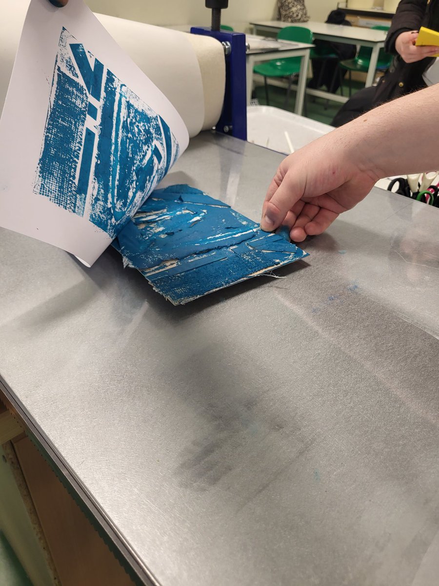 vcmooreartist's tweet image. Collagraph Printing on our beautiful printing press tonight at Portfolio Class 🎨 Some excellent results from our young people looking to broaden their skills and add to their portfolios for uni/ college applications. #surfacetexture @StAndrewsRCHS