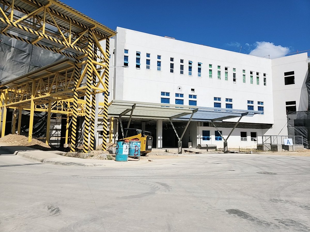 MinsaNicaragua's tweet photo. #BuenGobiernoSandinista  moderniza y construye la red de hospitales públicos más grande de Centroamérica.

En #imágenes avance de la construcción del Hospital Departamental de Nueva Segovia. 
#UnidosEnVictorias 
#4519LaPatriaLaRevolución
@RDRFSLN_ 
@taniasandinista 
@Atego16 https://t.co/6w5rXOxVml