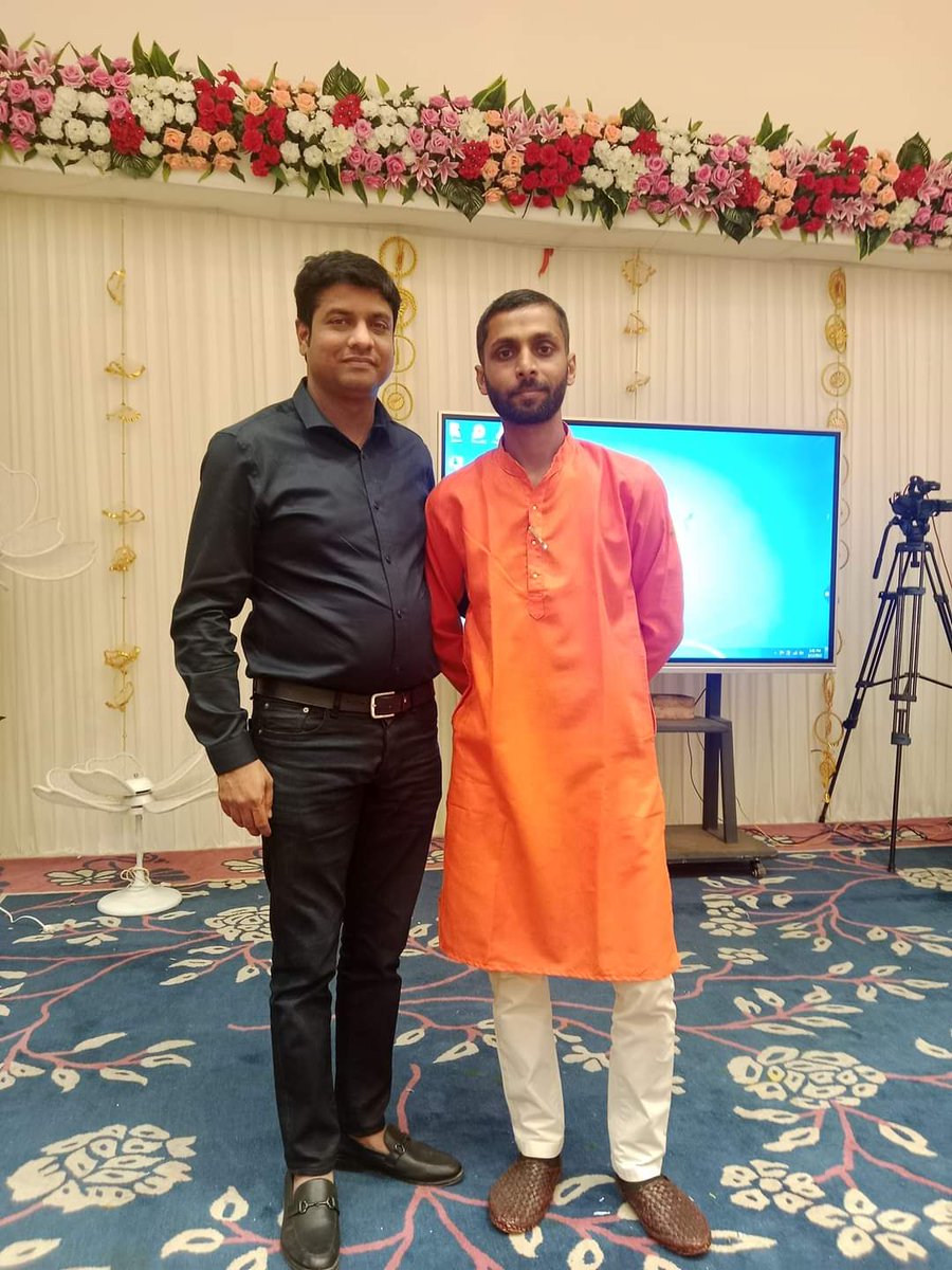 SwapnilA2015's tweet image. Happy Birthday Bhaiya !
Thanx For Supporting Me Always In Any Condition !
Plz Keep Your Blessings Always Towards Me As A Elder Brother An Father !
Once Again Happy Birthday Bhaiya !
#KingOfAllTime
#YogeshGupta