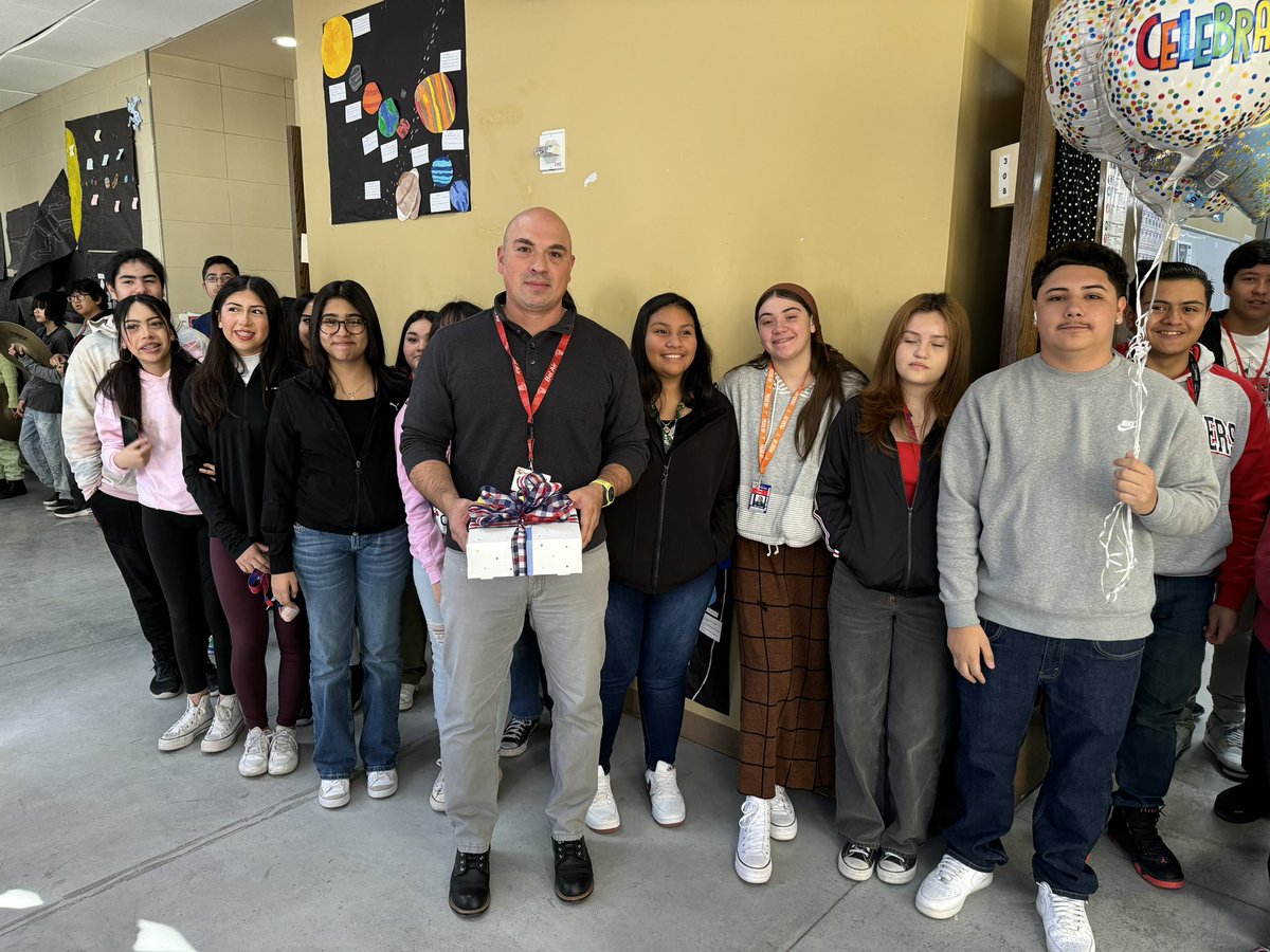 BelAirStuco's tweet photo. Congratulations to this years teacher of the year Mr. Sergio Nathan! We thank you for the work you’ve put on campus and all the students and faculty you’ve touched the hearts of! ❤️💙 https://t.co/TsVOjYKvi5