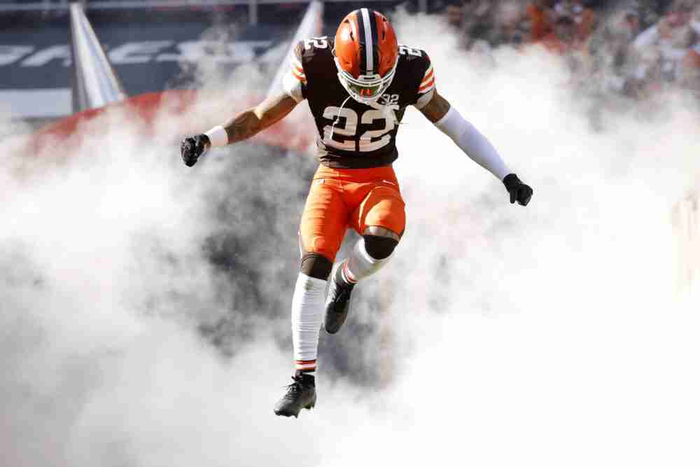 karnsies817's tweet photo. If the Grant Delpit returns....

Denzel Ward.
Martin Emerson.
Greg Newsome.
Grant Delpit.
Juan Thornhill.

That's a Super Bowl Secondary. 

Bookmark. 🤝 https://t.co/Fd1hPf2hIl