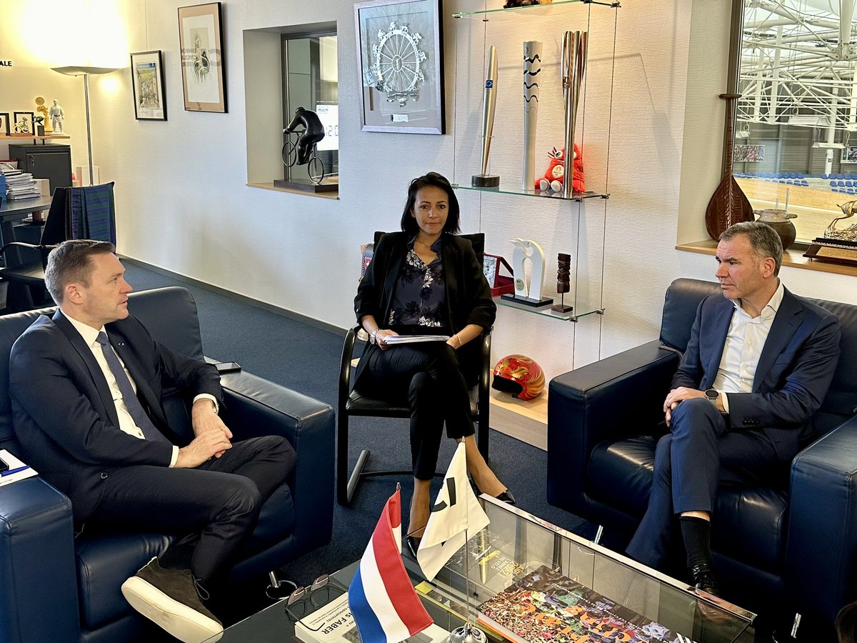 The Netherlands has always been a key player in the promotion and development of cycling. It was great to welcome and talk today to @MauriceLeeser, CEO and President of the Royal Dutch Cycling Federation @KNWU.