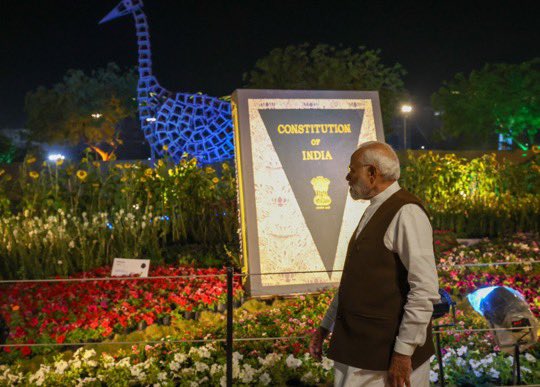 kvikrant1's tweet photo. The #flower show,the beautiful art exhibition of flowers decoration.and thanks to our honourable prime minister @narendramodi  for huge appreciation https://t.co/pZHOcznp9G