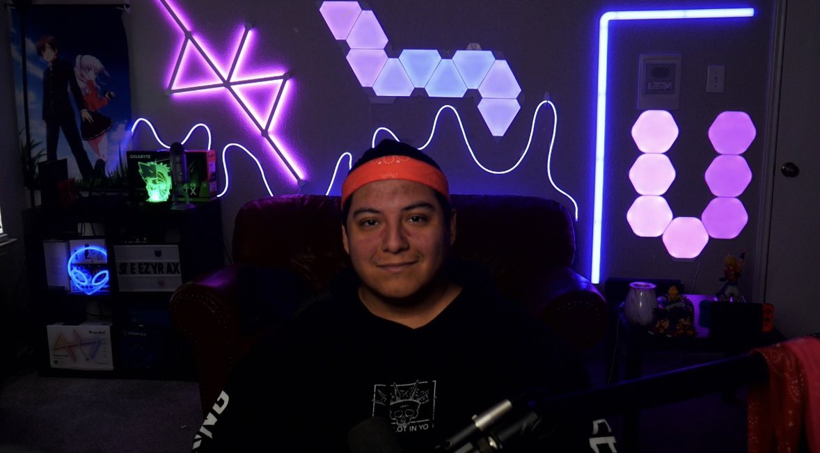 😈LIVE NOW😈
I’m back! Mw3 sniper only demon 

Twitch.tv/Steezyrax