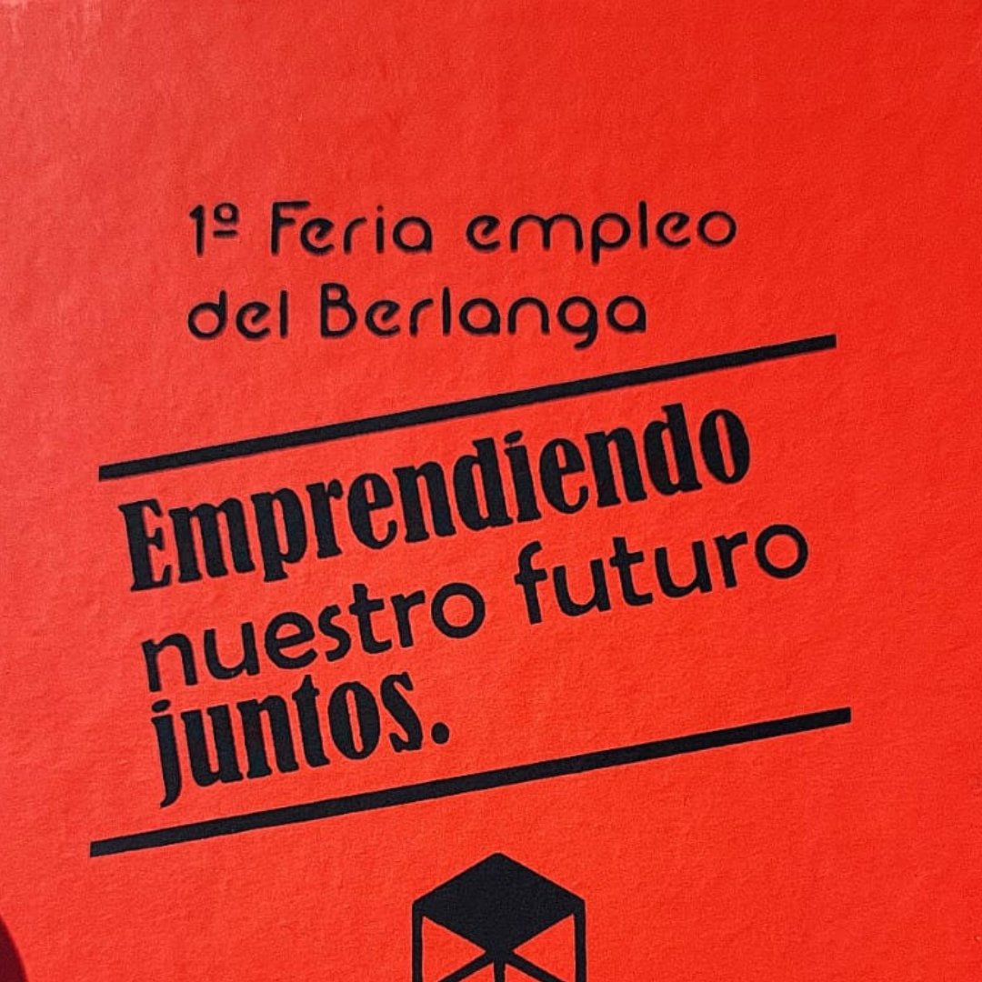Gran día el que pasamos en el I.E.S Luís García Berlanga de San Juan de Alicante compartiendo conocimientos con futuros y futuras expertos/as del mundo audiovisual en su primera feria de empleo.

#blaucomunicación #enseñanzasaudiovisuales #comunicación #DoitBlau