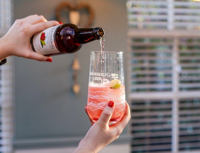 The Bull's Head Hotel tweet media