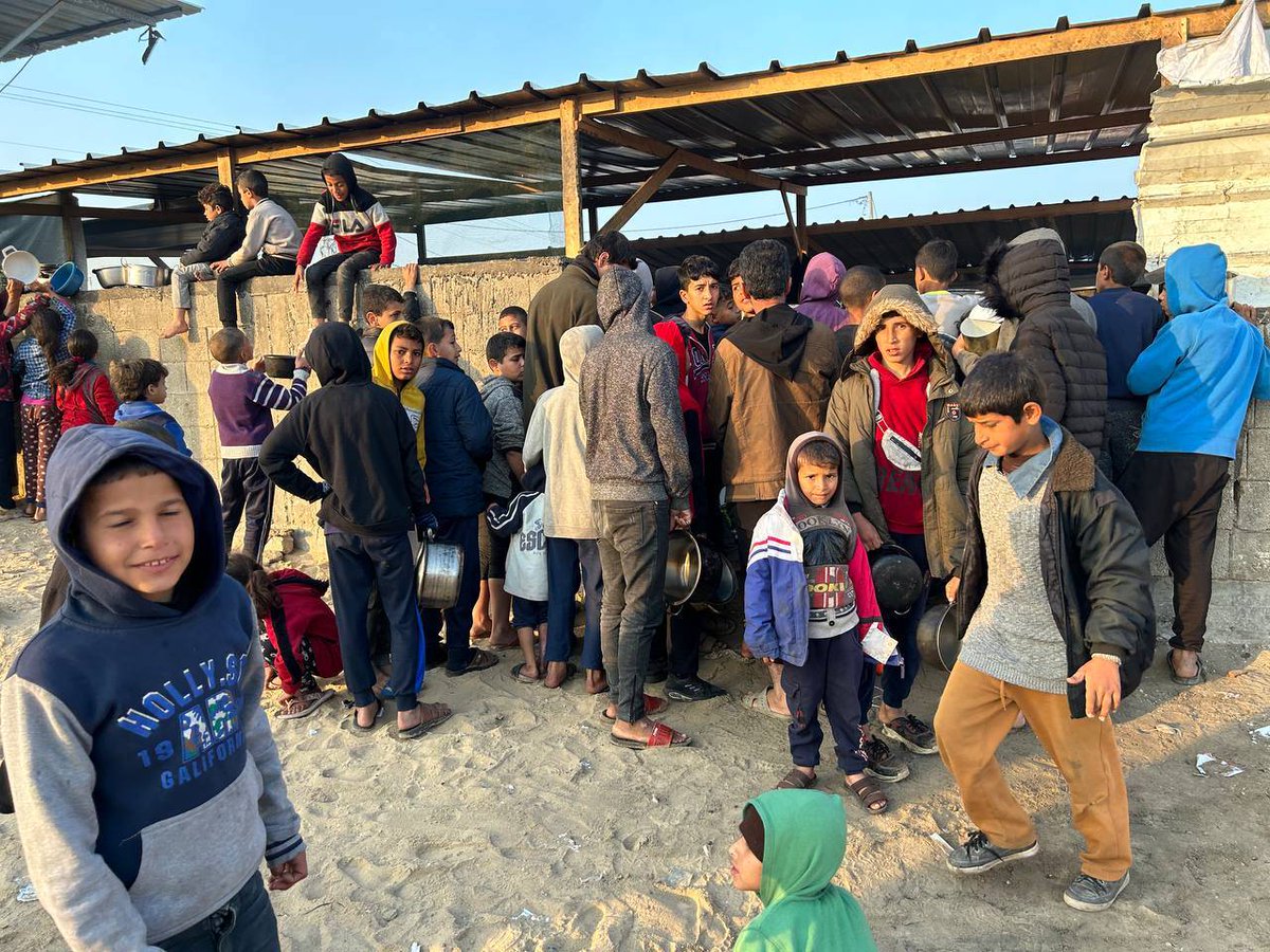 HumanityFirstUK's tweet photo. Children need peace now.

Humanity First UK continues to call for a humanitarian ceasefire.

To get families' the support they need, donate to https://t.co/DpiKDeNquA

#VoicesForPeace https://t.co/7SpTjTvJri