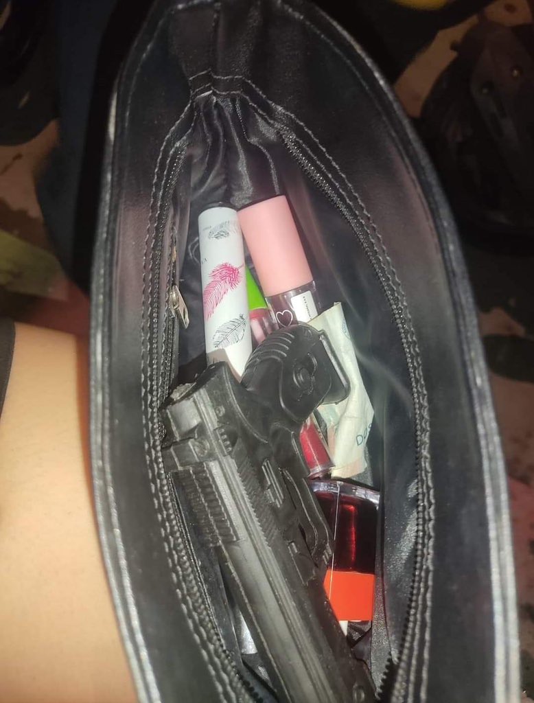 Colombia Out of Context tweet media