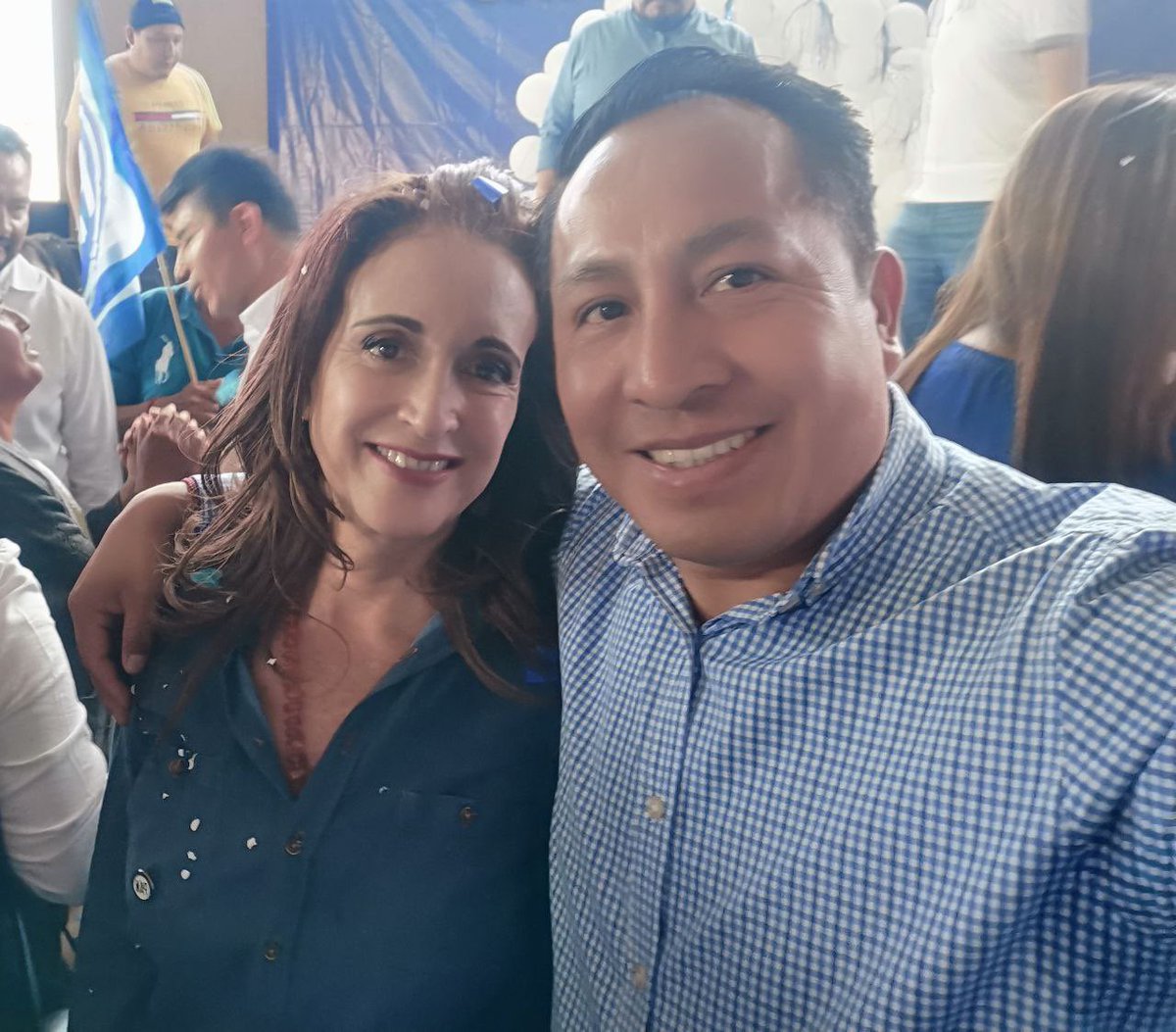 PacoMixcoatl's tweet photo. Estimada Titi @Augustadrh deseo que pases un excelente cumpleaños, mis mejores deseos hoy siempre Presidenta. https://t.co/1Yk8zES6qY