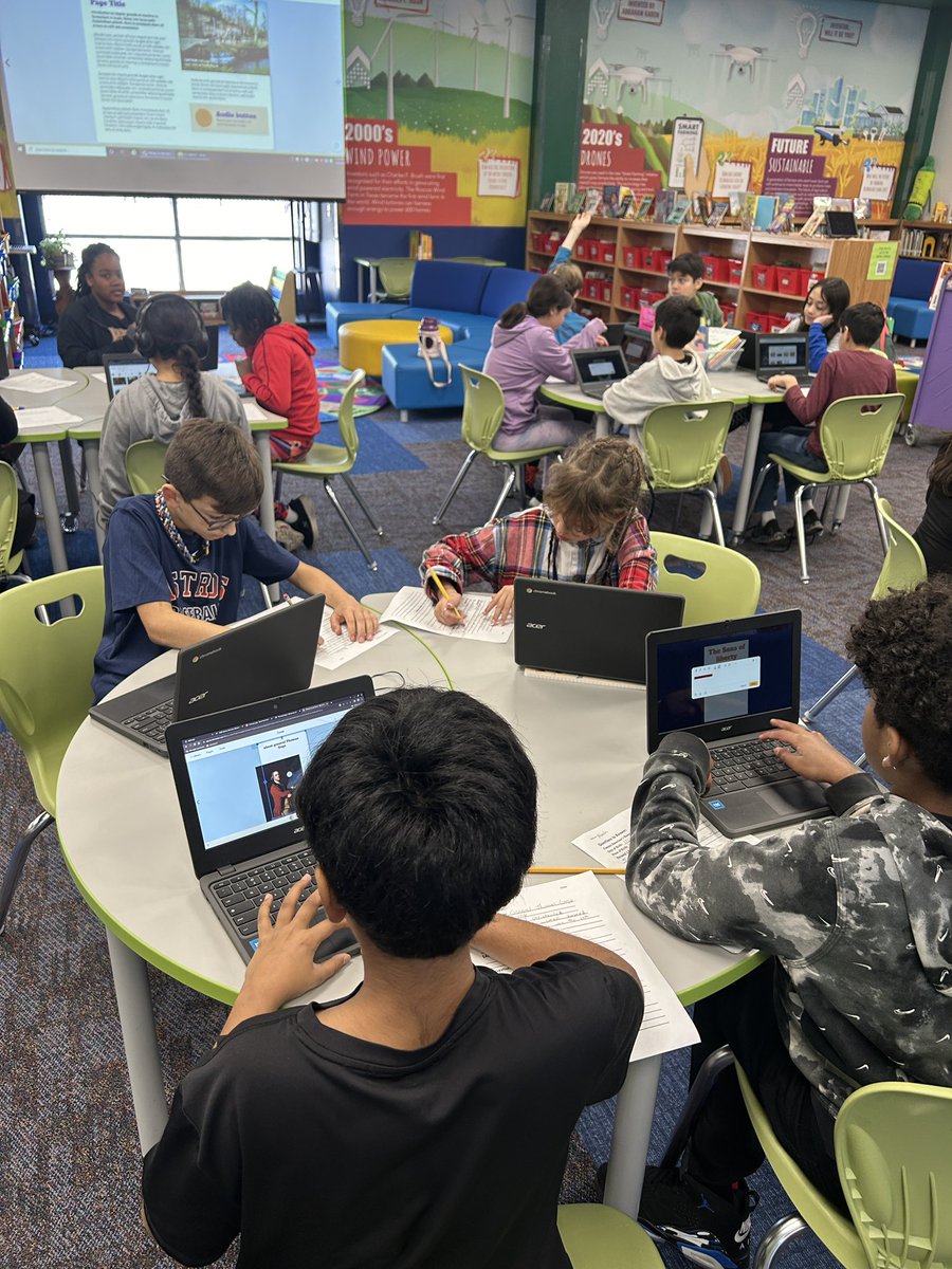 TomlinsonLibrary tweet media