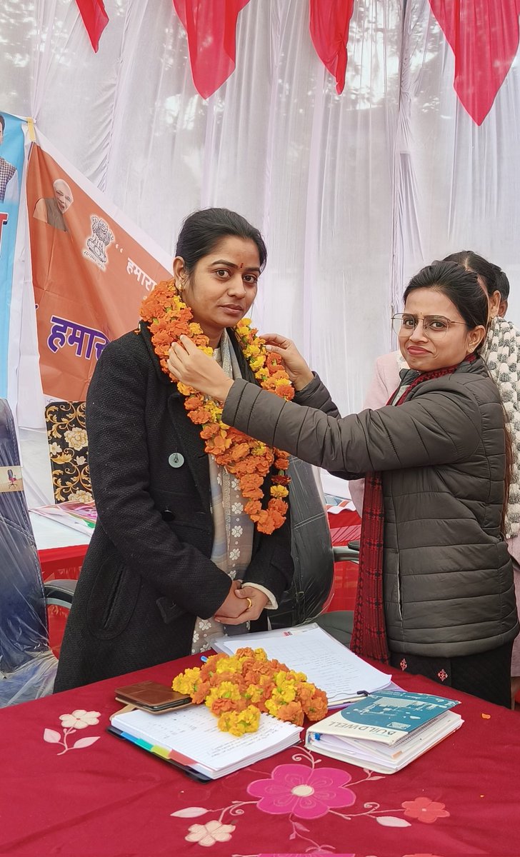 Garima6600's tweet photo. भिलवल ग्राम पंचायत  के प्राथमिक विद्यालय भिलवल में आयोजित विकसित भारत संकल्प यात्रा कार्यक्रम का आयोजन हुआ जिसमें मुख्य अतिथि के रूप में  @sunilsingh_0077 जी CDPO- @Aradhnayadav जी आदि ने  सम्मिलित होकर कार्यक्रम को सम्बोधित किया ।धन्यवाद!🙏💐
#ViksitBharatSamkalpYatra https://t.co/Qgp2mZzCAs