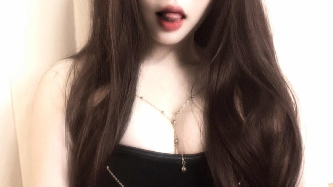 #母狗 #婊子 #反差婊 #骚穴 #轮奸 #肉便器 #口交 #内射 #骚逼 #交友 #意淫 ＃精厕 #调教 #骚货  #群交 #模特 #巨乳 #自拍 #性奴  #淫荡  #射屏 #公交车 #精盆 #精厕 #吞精 ＃羞辱 ＃人妻 ＃重口 ＃射屏 ＃下贱 ＃母畜 ＃外围 #妓女 #母猪 #公厕 又被带去做了次🐔看来想把母猪开发成妓奴呢 https://t.co/3lQHvq22au