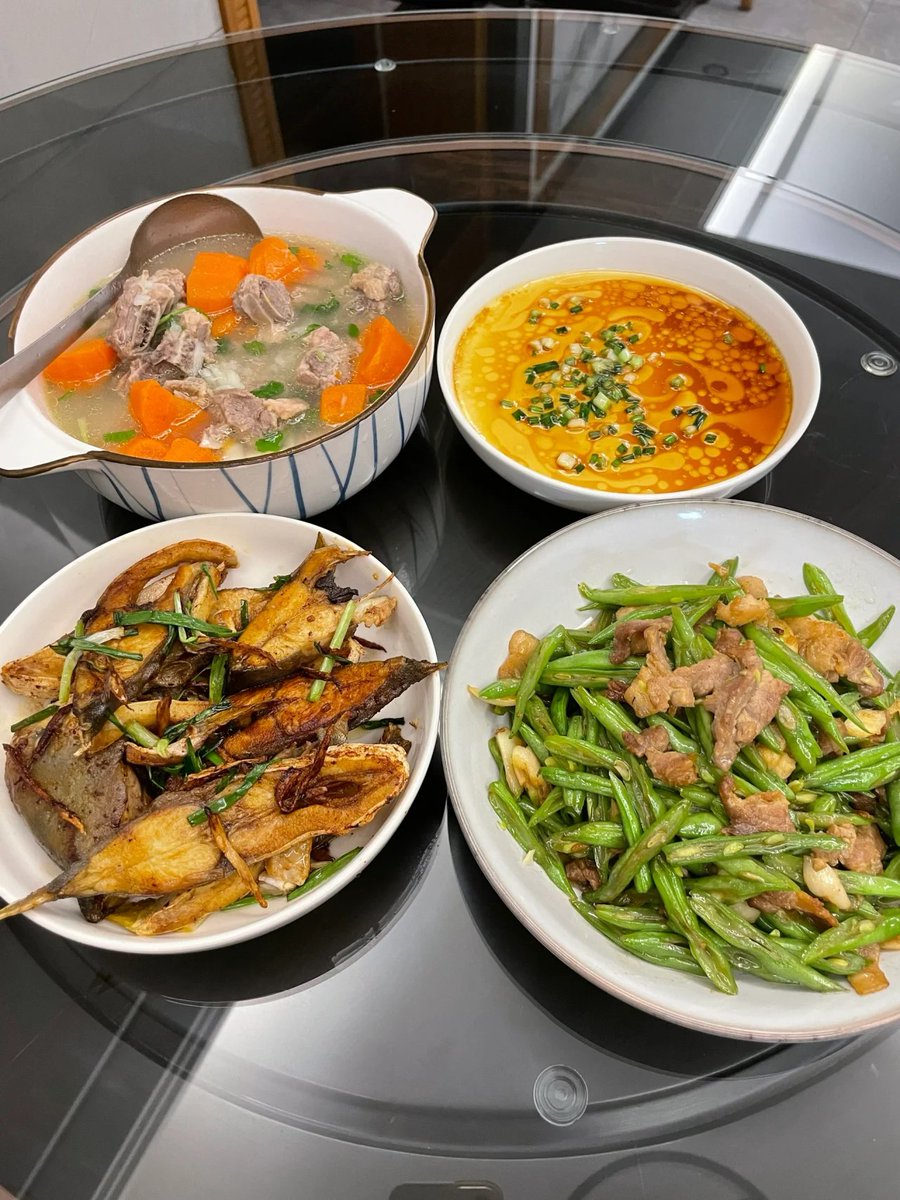 tiptreez49's tweet photo. Cooking by world famous chefs may be better for you, but for me, there is no substitute for the dishes my mother cooks.😋 I am thankful and love my mother for cooking like this all my life🥰🥰 https://t.co/gVjwHzwOln