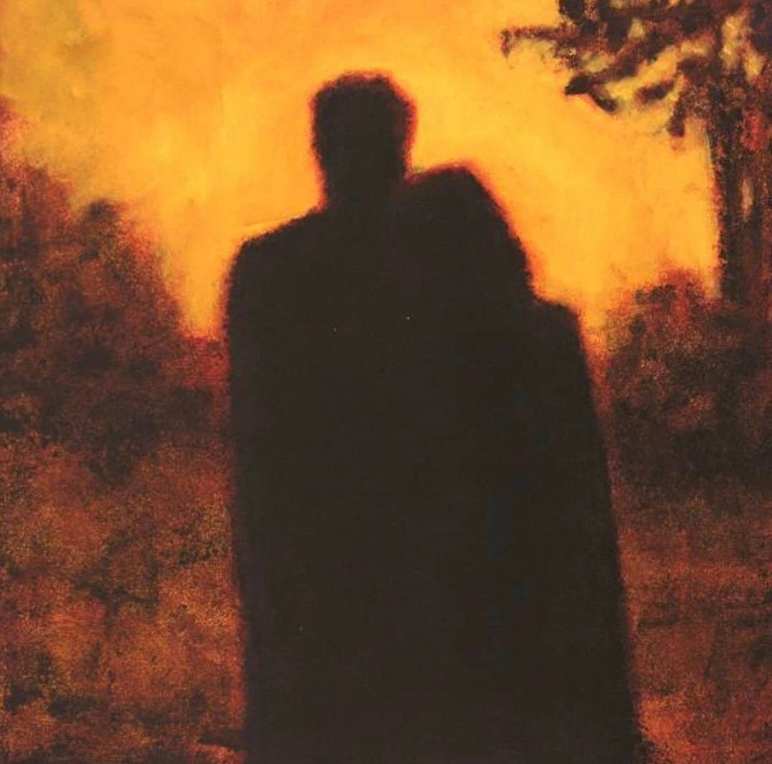 "Oysa ben bir akşamüstü  oturup turuncu bir yangının eteklerine, yüreği avuçlarımda atan bir can yoldaşıyla dünyayı ve kendimi tüketmek isterdim."