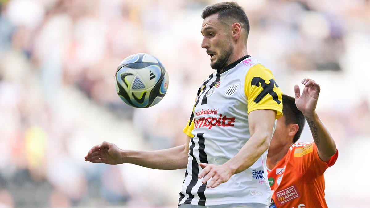 LAOLA1_at's tweet photo. Offensivspieler Husein #Balic verlässt den LASK Richtung Polen: https://t.co/Brh7o3Axdx #inundaut https://t.co/aiM90gcRmZ