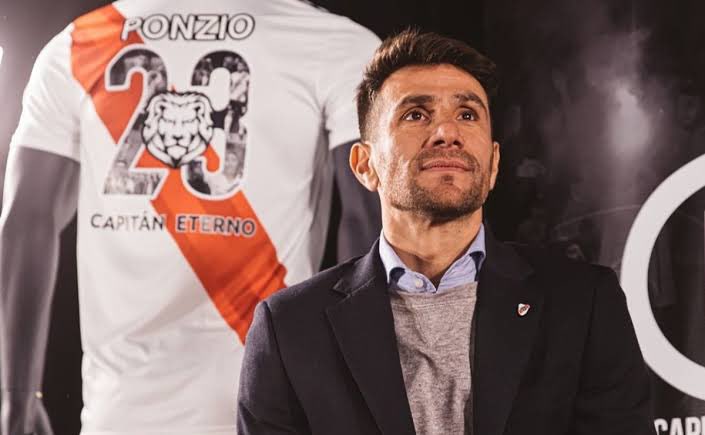 MedioRiver's tweet photo. "Tenemos un plantel nueve puntos, casi diez, con excelentes jugadores en cada linea, los mejores equipos querrían a cada jugador de nuestro excelente plantel".

Leo Ponzio en TyCSports. https://t.co/LxGwBQu2ss