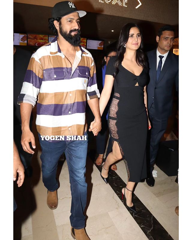 myqueenkay1's tweet photo. Katrina &amp; vicky post screening
#Katrinakaif #vickykaushal #MerryChristmas https://t.co/IOyu9k3cVj