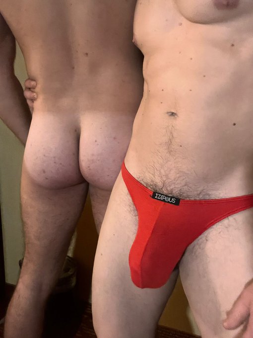 Watch Matthew Camp's leaked NSFW photo on TwXstars