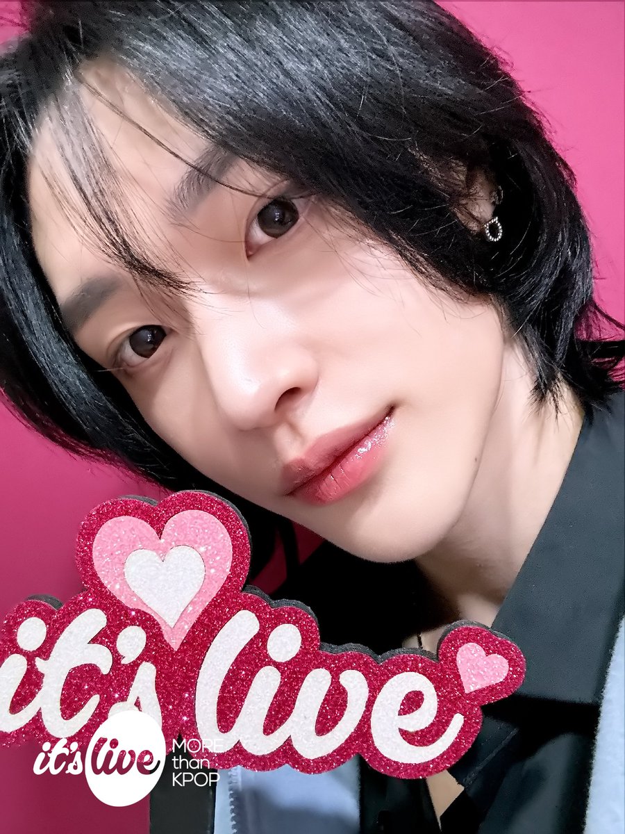 [OFICIAL I 240110] Imagen de #WONBIN subida por it’s Live desde su cuenta oficial en Twitter ❤️

©️itsLIVEofficial
[Wonbin Chile]🧸
#WONBIN #원빈 #박원빈 #RIIZE #라이즈  #RISEandREALIZE #RIIZE_CL #Love119 #RIIZE_Love119