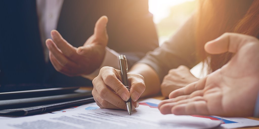 Bank Director tweet media