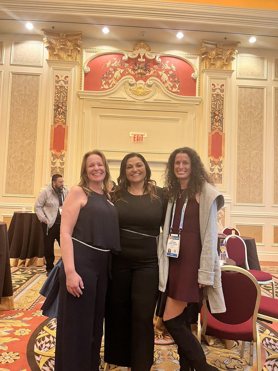 brittintech's tweet photo. Fantastic time celebrating @meoswald at @CES last night! Proud to call these inspiring women my friends 💕 https://t.co/3kJ1wyCgKM