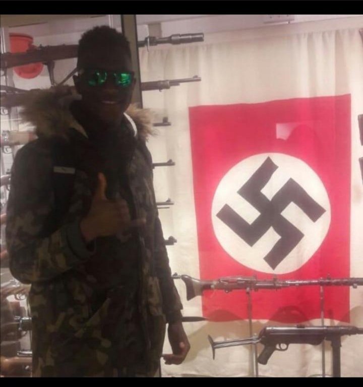 La ganga merengue cada vez que escuchaban los pitidos a Kroos: