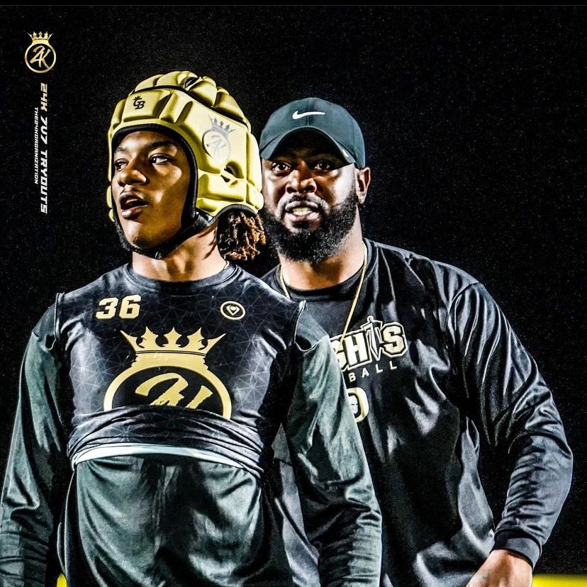 Jeffery Banks (@jeffbbanks) on Twitter photo I will be at the University of Texas🧡 Saturday morning <a href="/TexasFootball/">Texas Football</a> and will also be in Texas competing in a 7v7 tournament. #24k <a href="/24k7v7/">The24KOrganization ⭐️</a> <a href="/cmitchell2284/">Coach Chris Mitchell</a> <a href="/QBTucker/">Coach Tucker</a> <a href="/Coach_LBennett/">Lee Bennett</a> <a href="/CoachDrico/">Drico Johnson</a> <a href="/CoachFrancis15/">GETCONNECTED T&R Francis</a> <a href="/CoachEP_OHS/">Coach EP</a> I will be at the University of Texas🧡 Saturday morning <a href="/TexasFootball/">Texas Football</a> and will also be in Texas competing in a 7v7 tournament. #24k <a href="/24k7v7/">The24KOrganization ⭐️</a> <a href="/cmitchell2284/">Coach Chris Mitchell</a> <a href="/QBTucker/">Coach Tucker</a> <a href="/Coach_LBennett/">Lee Bennett</a> <a href="/CoachDrico/">Drico Johnson</a> <a href="/CoachFrancis15/">GETCONNECTED T&R Francis</a> <a href="/CoachEP_OHS/">Coach EP</a>