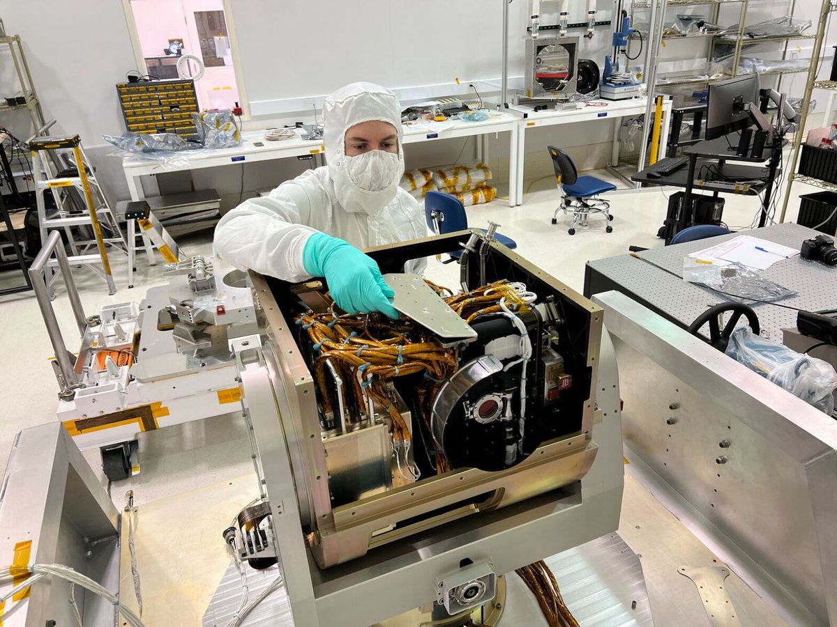NASALangley's tweet photo. ✅ @NASA's CLARREO Pathfinder (CPF) payload has been integrated! 

Up next: Tests to demonstrate CPF can withstand launch conditions and operate in space as it measures Earth's climate aboard @ISS_Research 

Learn more about CPF: https://t.co/HH3rvstu06 https://t.co/Eap5G8xilE
