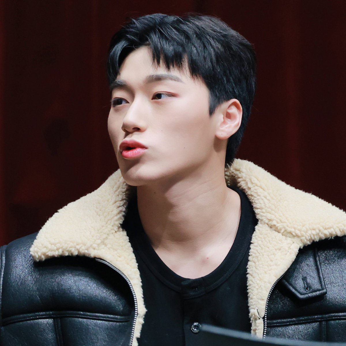 saniethinker's tweet photo. #ATEEZ #에이티즈 #SAN #산 https://t.co/0Ki5opAPyZ