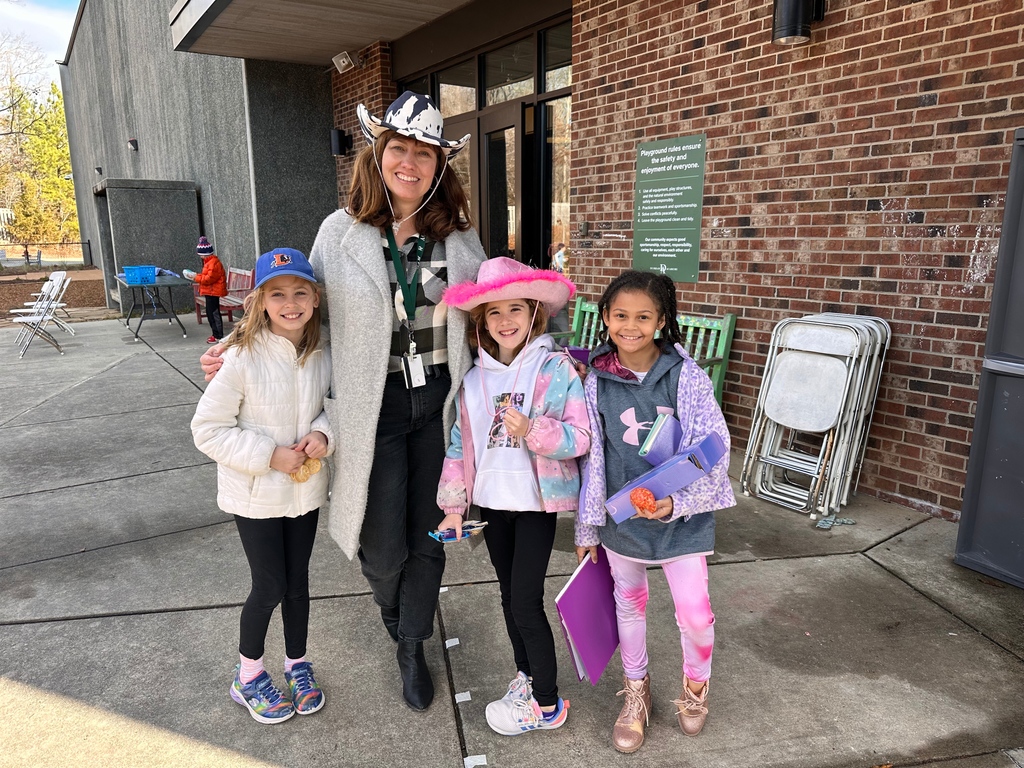 DurhamAcademy's tweet photo. Happy Durham Academy Hat Day! All four divisions celebrated school spirit by bringing hats to campus. Some repped their favorite sports teams, colleges, Harry Potter houses and their favorite cheeses (yes, you read that right). #DurhamAcademy #DASpirit #SchoolSpirit #HatDay https://t.co/E4LltwXEbw