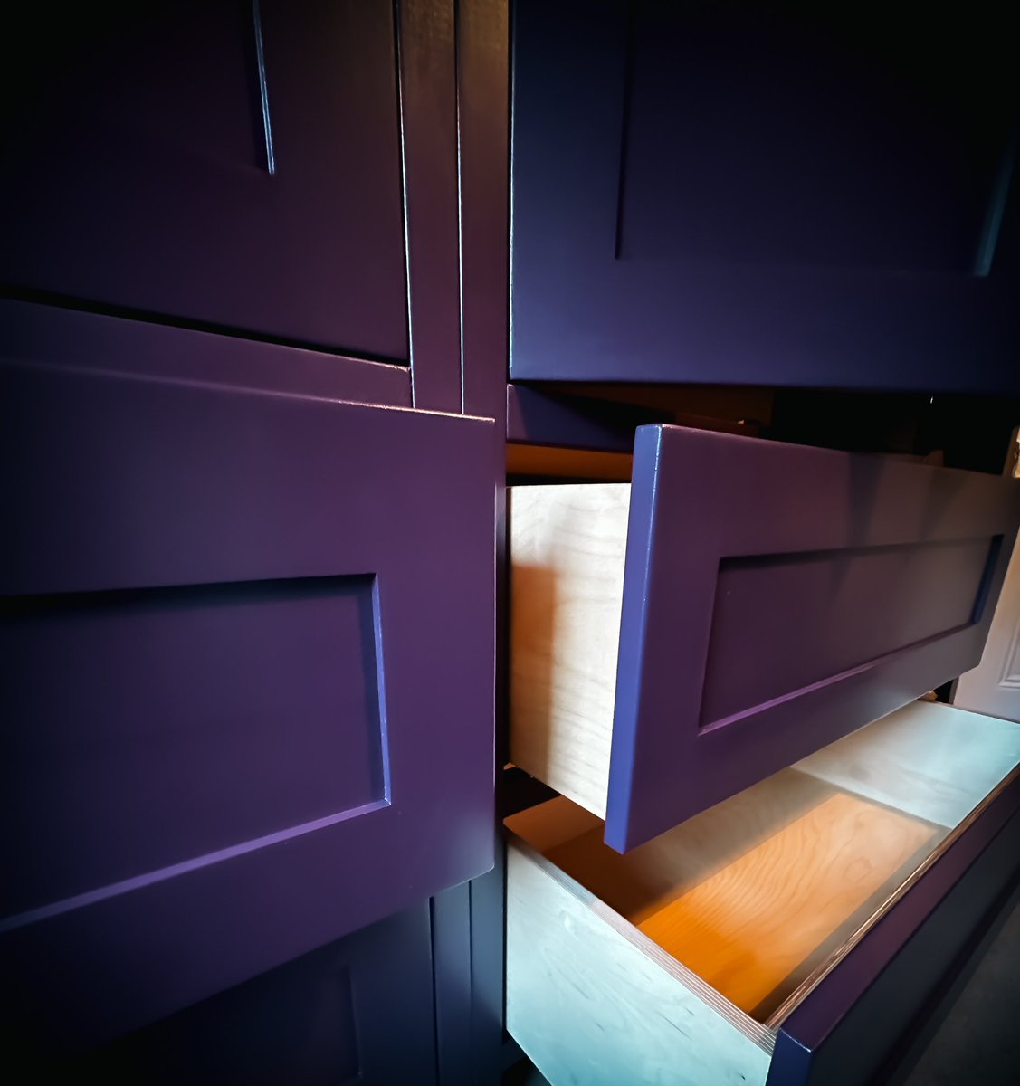 TFBuilding's tweet photo. Bespoke wardrobes going in up in Kettlewell. Farrow and Ball pelt. 

#joiner #skipton #joinerydesign #fittedwardrobes #fittedfurniture https://t.co/G9kNwFO1N5