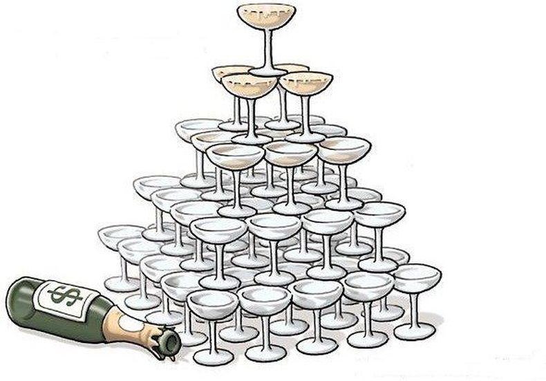 JulietBad's tweet photo. Nuevamente implementando la teoría del derrame que bien sabemos que nunca funcionó ¿O acaso tu jefe alguna vez te regaló unos mangos mas de sueldo o unos dias mas de vacaciones? El de arriba no derrama nunca un culo. https://t.co/F6fZfwv01z