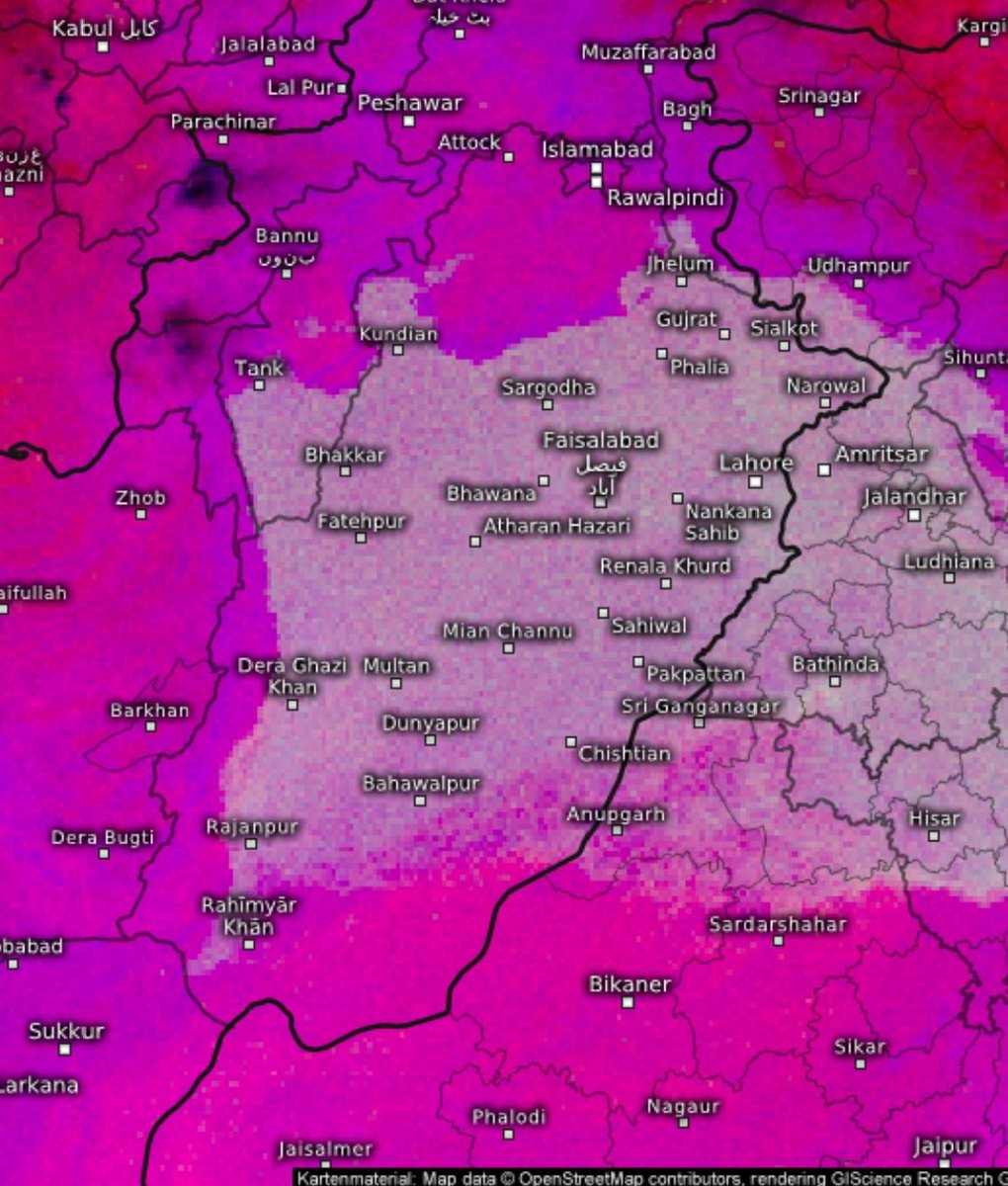 WeatherWupk's tweet photo. 🚨 HAPPENING NOW: Dense Fog is covering 70-80% areas of Punjab, Southern Kashmir and Upper Sindh Right now Visibility has been Reduced to 0 to just 10 meters in Many areas. 

🚨 پنجاب کے 70 سے 80 فیصد علاقے گھنے دھند کی لپیٹ میں ہیں ,جنوبی کشمیر اور بالائی سندھ میں اس وقت بہت سے علاقوں میں حد نگاہ صفر سے صرف 10 میٹر رہ گئی ہے۔

Weather Updates PK 2.0 - Jawad Memon / Pakistan Doppler