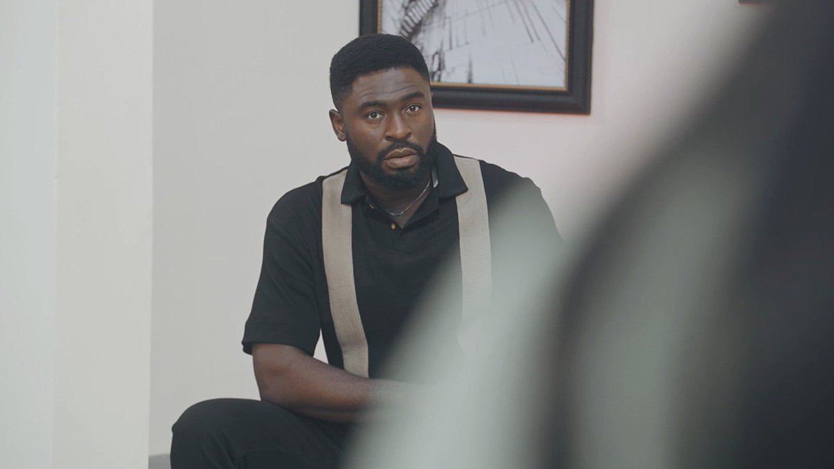 WumiTuase's tweet image. Lmfaoooo the shock on his face #AMUnscripted