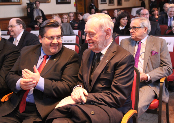 saintagil's tweet image. Pas grave parlons de la racine de son mal 🔍#deniscoderre #commissiongomery