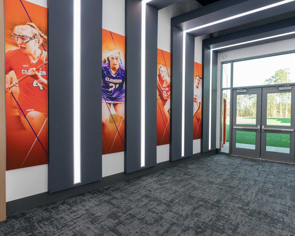 ClemsonWlax's tweet photo. Clemson is now the only school in the country with a facility solely dedicated to Women’s lacrosse 🙌 https://t.co/bdN8Lo6NvR