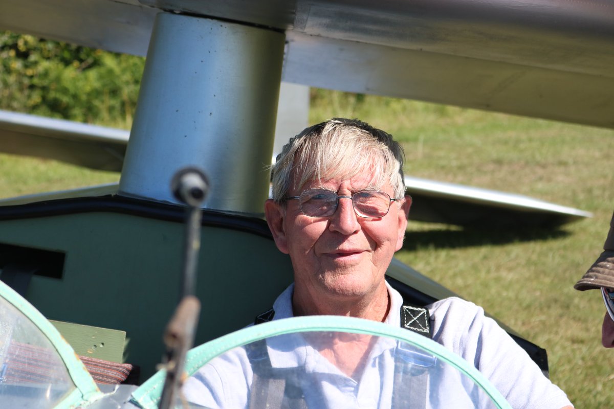 MilVetPodcast's tweet photo. Ep 044: Dinga Bell (Royal Air Force Veteran) joined in 1963: served 37 years as an Aircraft Engineer, reaching Chief Technician.

Working with many aircraft including Hunters, Hawks, Hercules &amp; Tornados.

Listen/Watch/Support https://t.co/jdMa9rDfdZ

#Military #Veterans #Podcast https://t.co/zjnQS5AItE