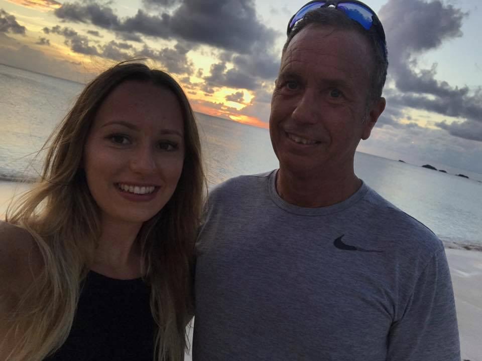 stephconnellx's tweet photo. 🚨Our Dad is still missing after he went for his normal run along the river/canal in Woodlesford on 18th December. He was wearing a fluorescent running top &amp; black running leggings. If you regularly pass along the River Aire, please keep him in mind &amp; keep a look out🚨 https://t.co/KH6Xw5BMZf