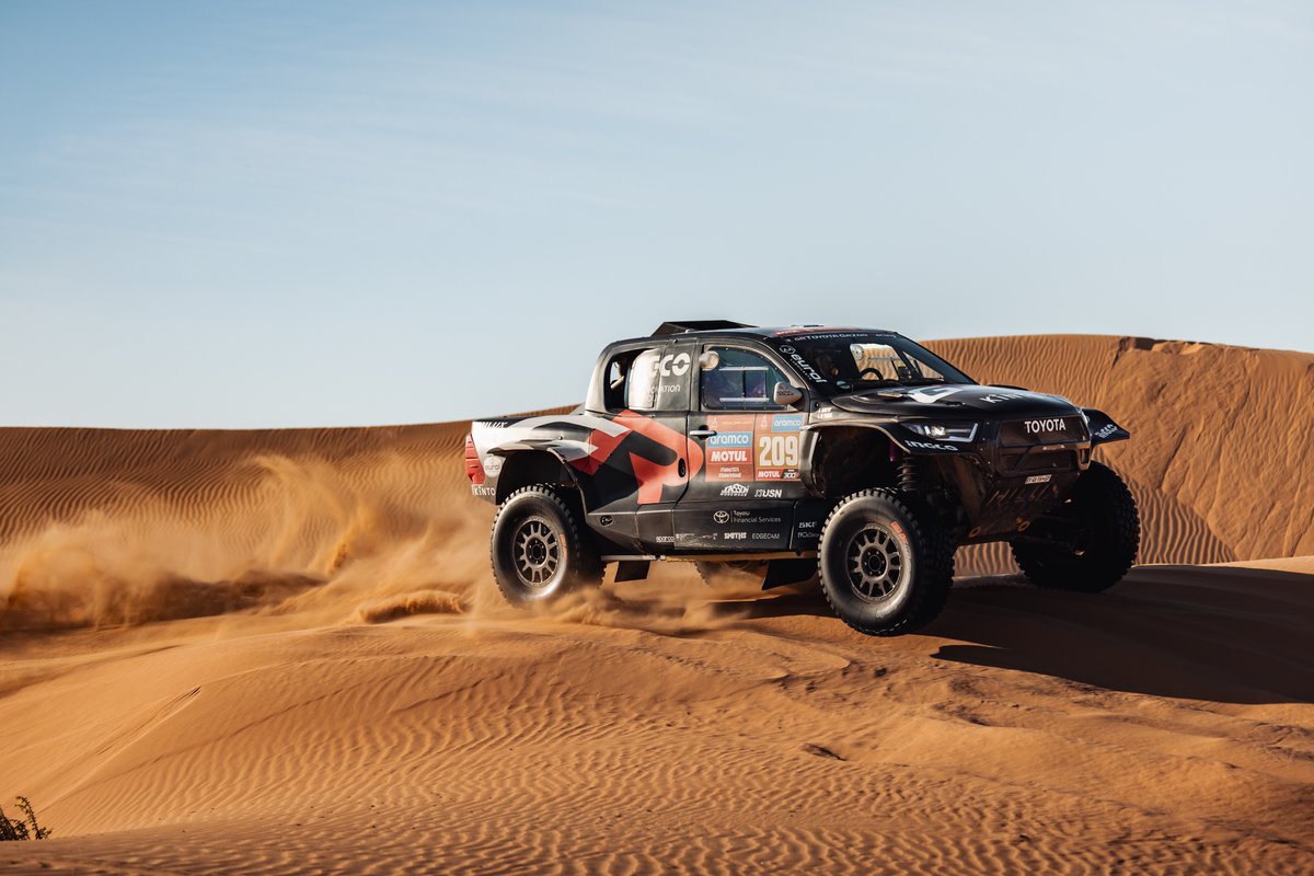 TheRealGiniel's tweet photo. Overall a really good day for us on Stage 5 #Dakar2024. #TGRSA #backtgrsa https://t.co/atHrjMBEx9
