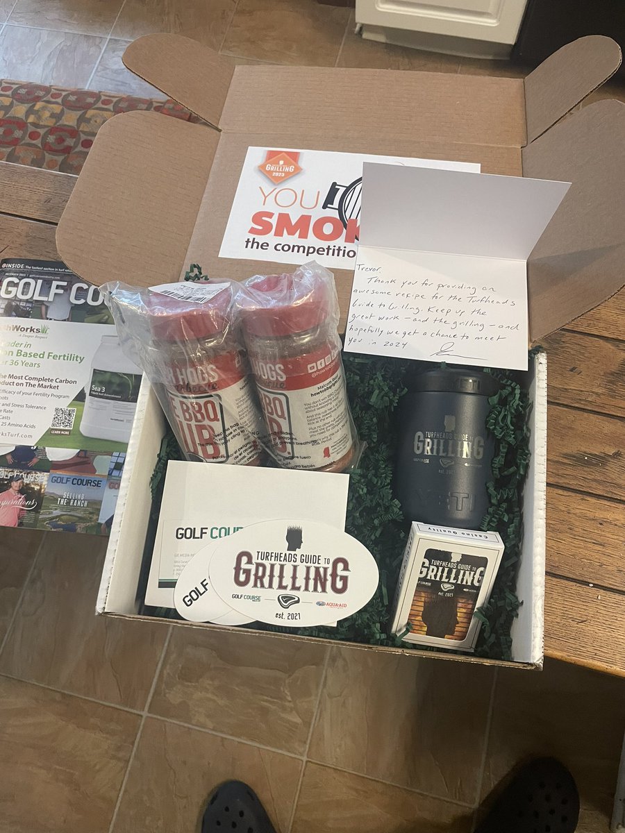 TheCrestKeeper's tweet photo. What a great care package to get in the mail! 💌 beyond grateful, thank you! Wildcard weekend seems like a great time to try out the rub 😎 #TurfheadsGrilling #KillerHogs @GCImagazine @Solutions4Turf https://t.co/9HzPEbwQhk