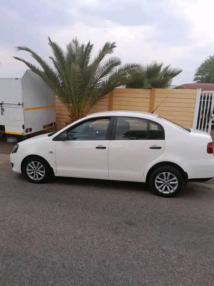 ya_lenga's tweet photo. Polo vivo 2014 model 75 k https://t.co/jD3dIWLoFw