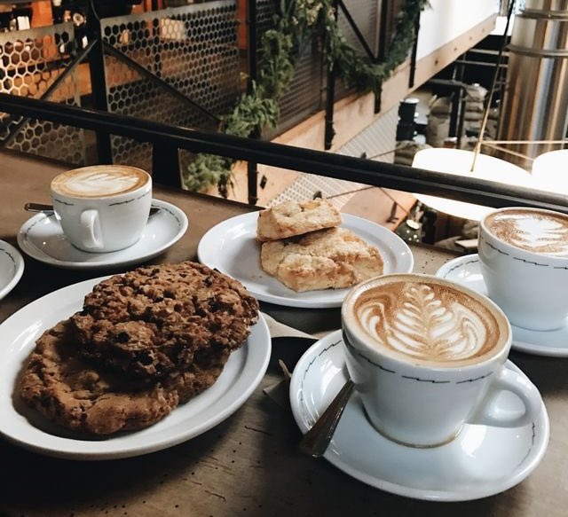 moontides_'s tweet photo. Coffee &amp; treats https://t.co/xTXpqnR7cS